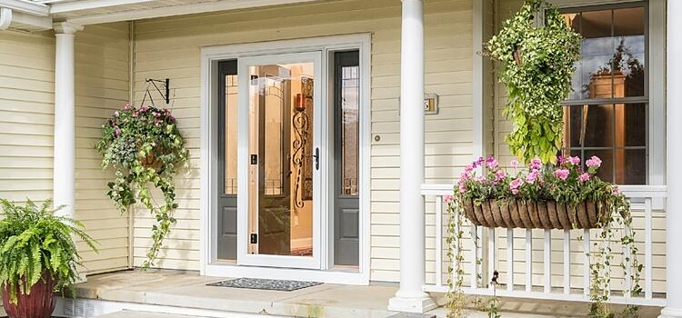 screen door installation in Live Oak